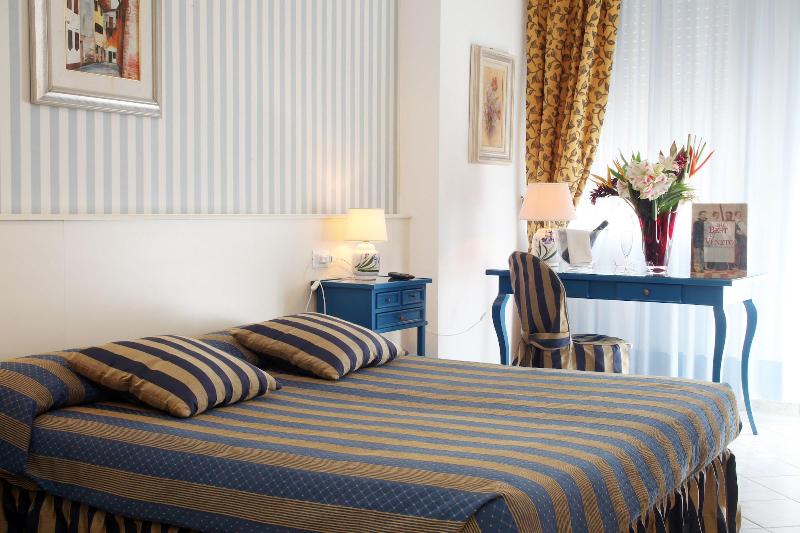 Hotel Vina Del Mar Pineta - Oda