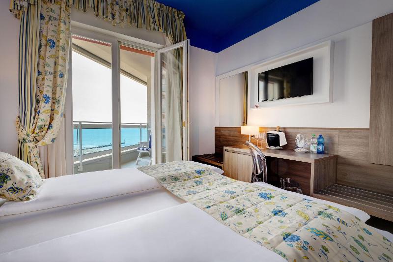 Hotel Cavalieri Palace - Oda