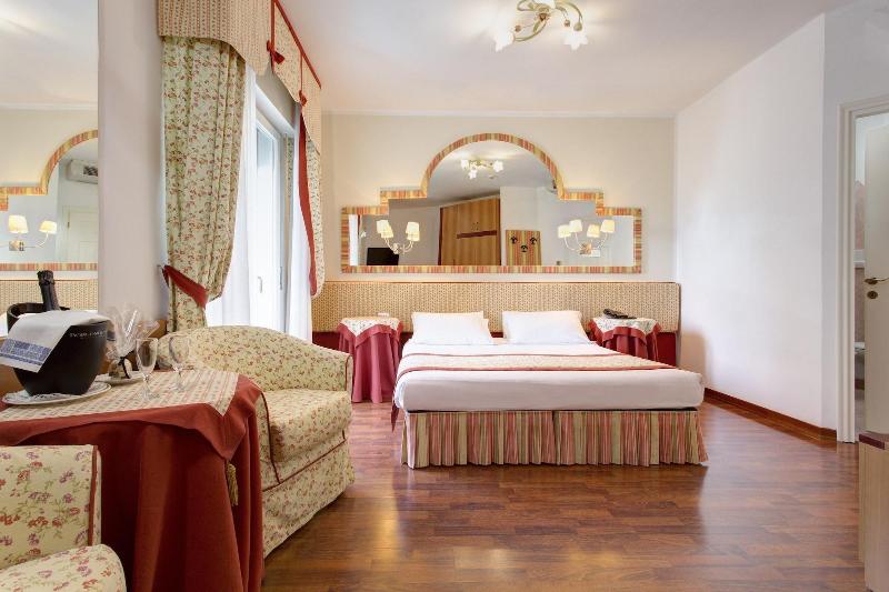 Hotel Cavalieri Palace - Oda
