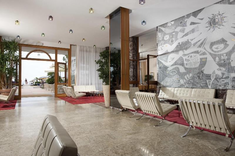 Hotel Aurora - Lobi