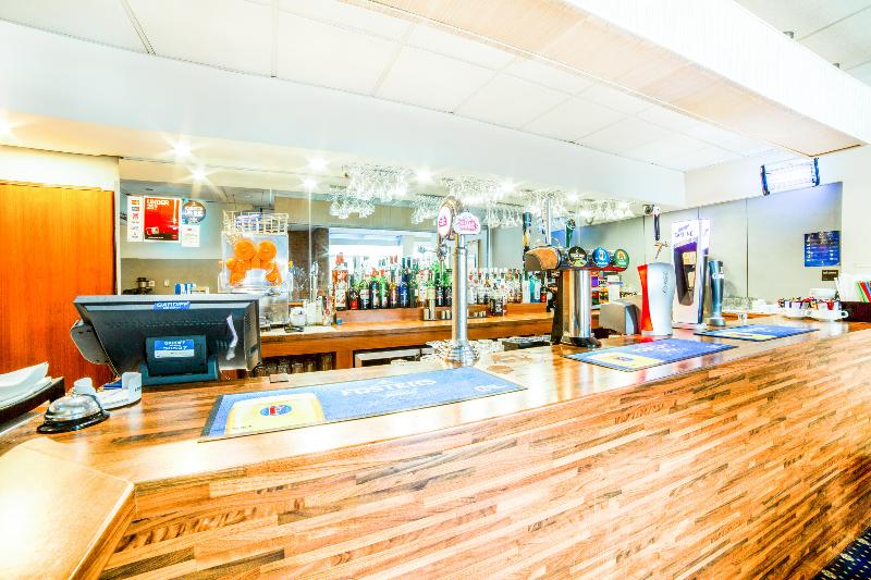 OYO The Chiltern Hotel - Bar