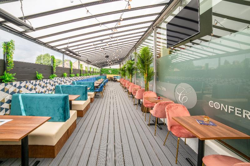 OYO The Chiltern Hotel - Lobi