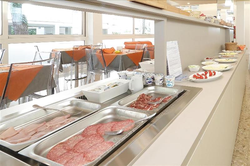 Hotel Meublé Zenith - Restoran