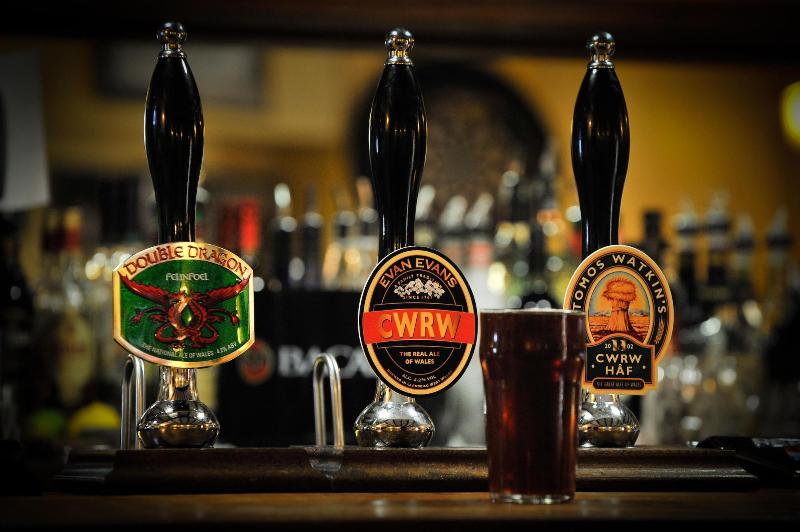 Y Talbot Tregaron - Bar