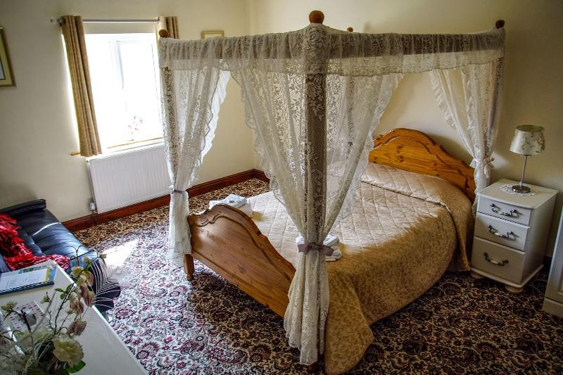 Abbey Grange Hotel - Oda