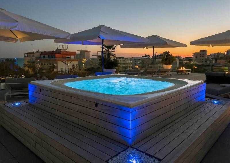 Hotel Monaco - Aktivite