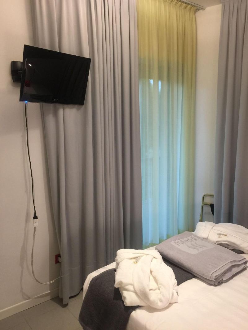 Hotel Monaco - Oda