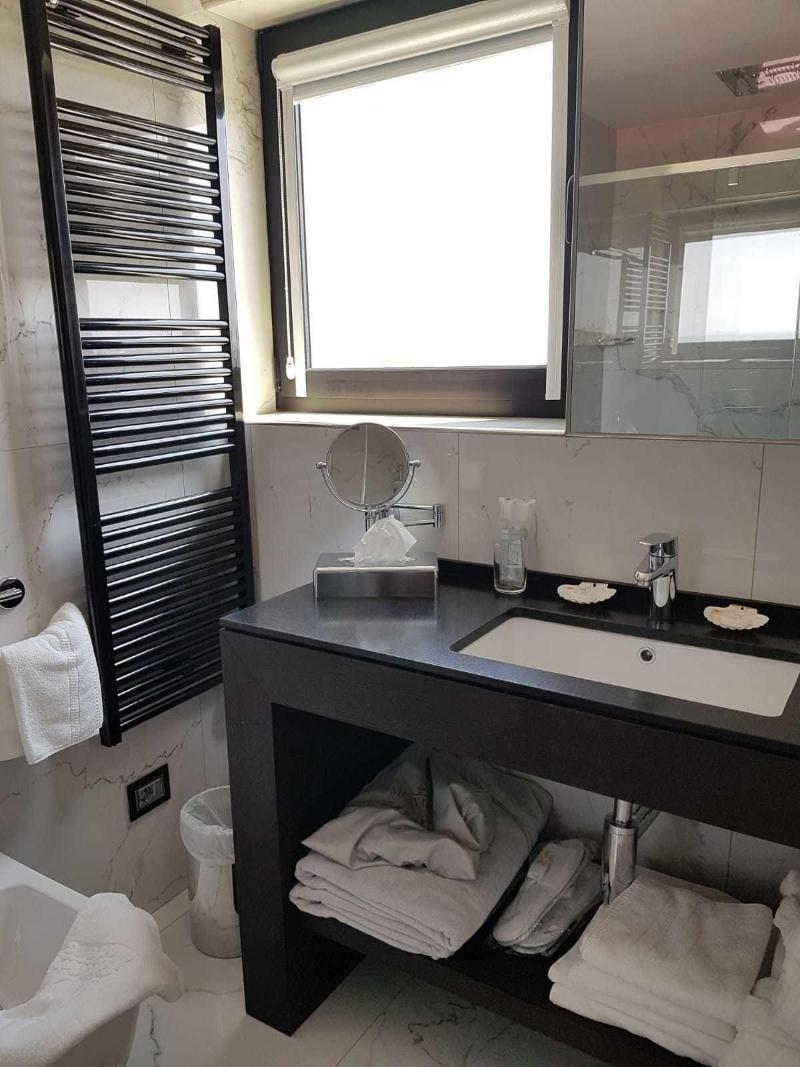 Hotel Monaco - Oda