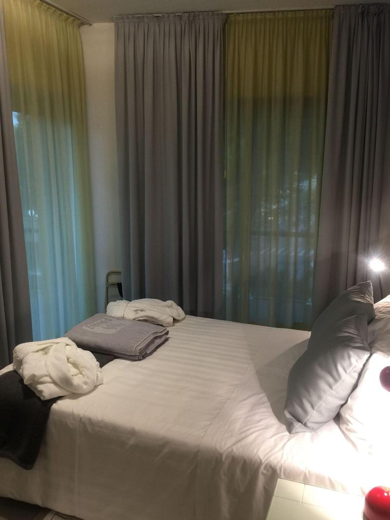 Hotel Monaco - Oda