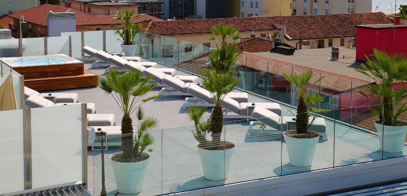 Hotel Monaco - Teras