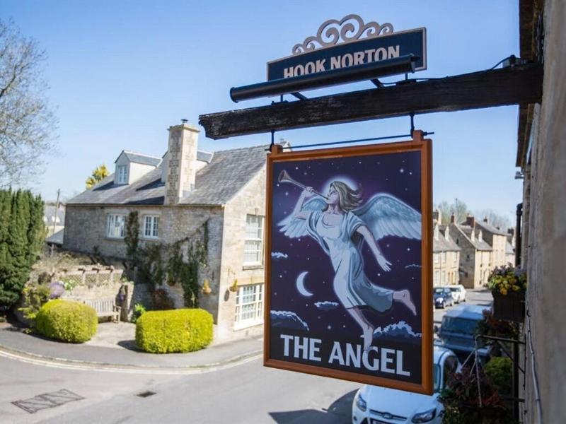 The Angel At Burford - Genel