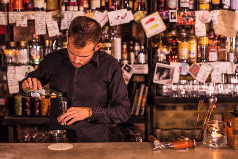 Artist Residence London - Bar