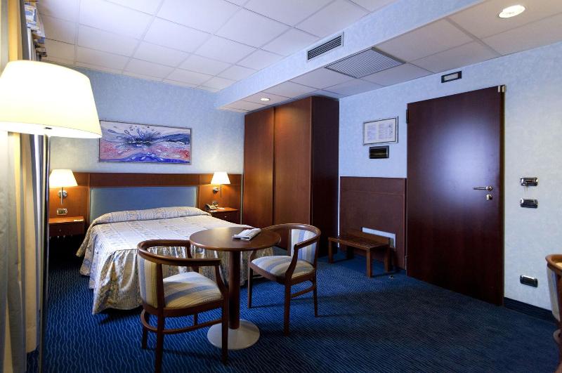 Palace Hotel Moderno - Oda