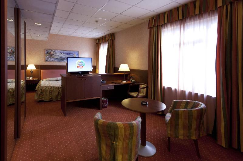 Palace Hotel Moderno - Oda