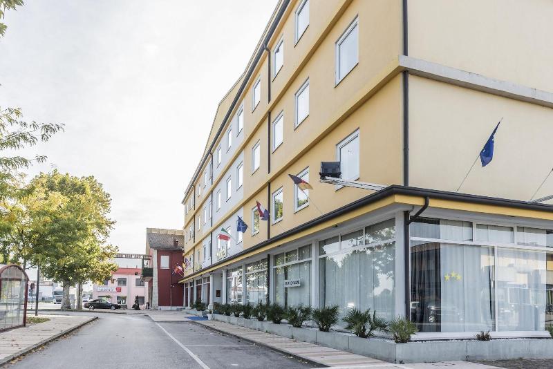 Hotel Venice - Genel