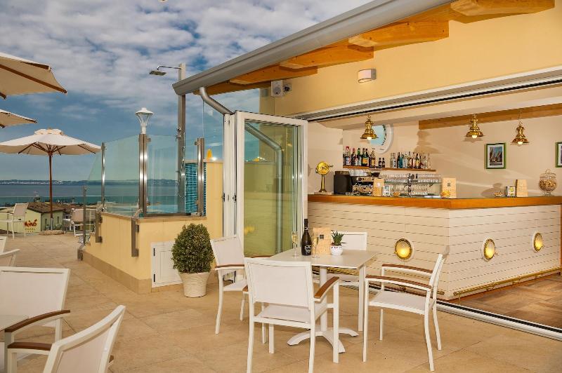 Sky Pool Hotel Sole Garda - Bar