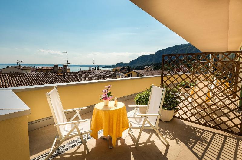 Sky Pool Hotel Sole Garda - Oda