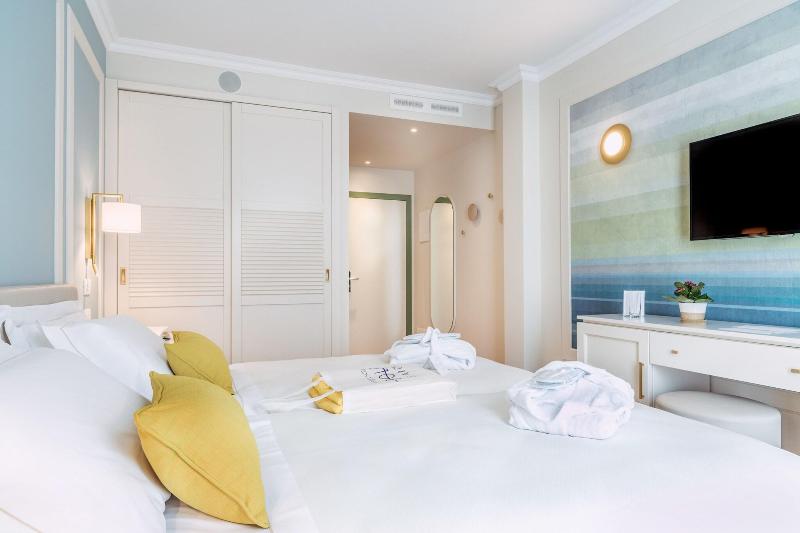 Sky Pool Hotel Sole Garda - Oda