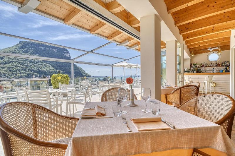 Sky Pool Hotel Sole Garda - Restoran