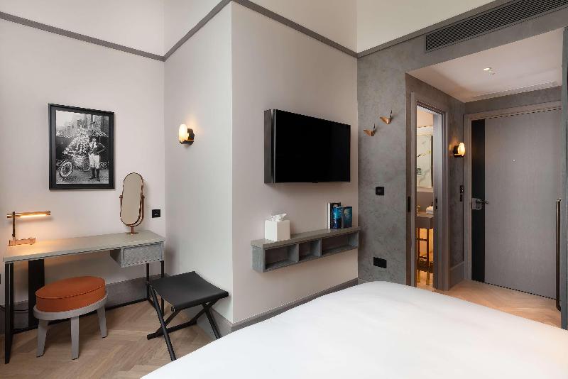 Hart Shoreditch Hotel London, Curio Collection by - Oda