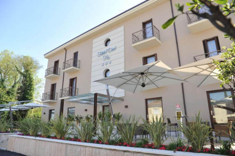 Hotel Dori - Teras