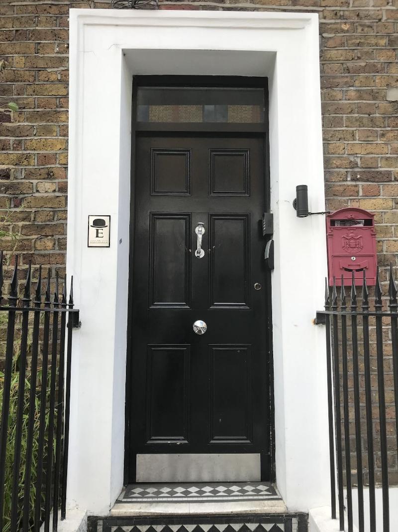 The Eaton Townhouse - Genel