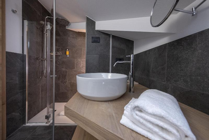 Active Hotel Rosat - Oda