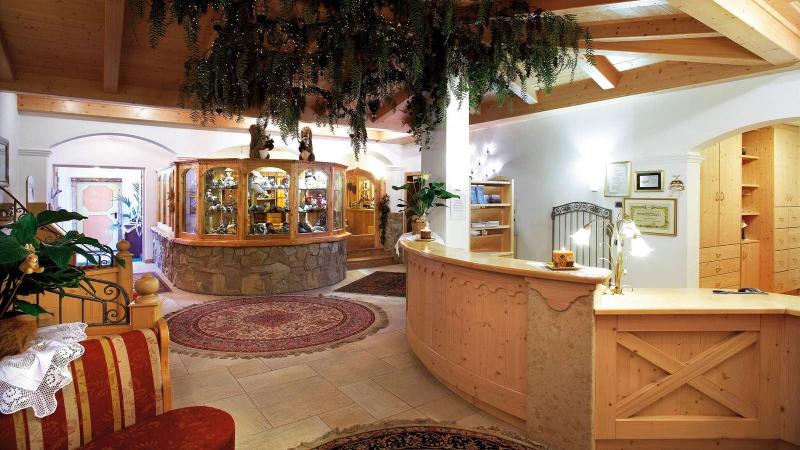 Leading Relax Hotel Maria - Lobi
