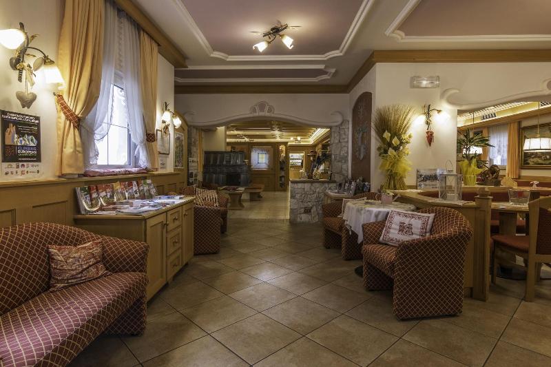 Hotel Ramon - Lobi
