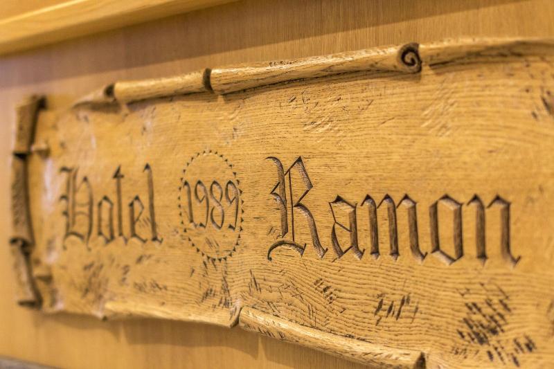 Hotel Ramon - Lobi