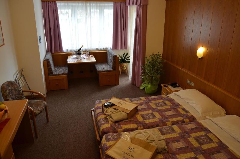 Hotel Ladina - Oda