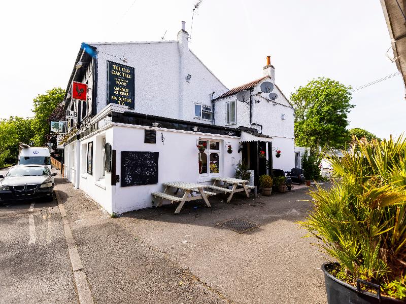 Old Oak Tree Inn - Genel
