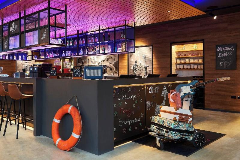 Moxy Southampton - Lobi