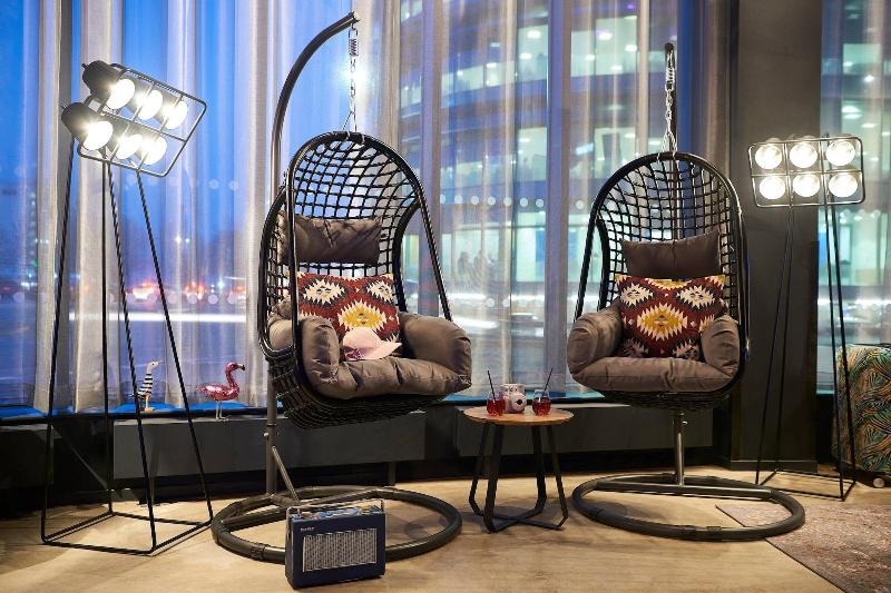 Moxy Southampton - Lobi