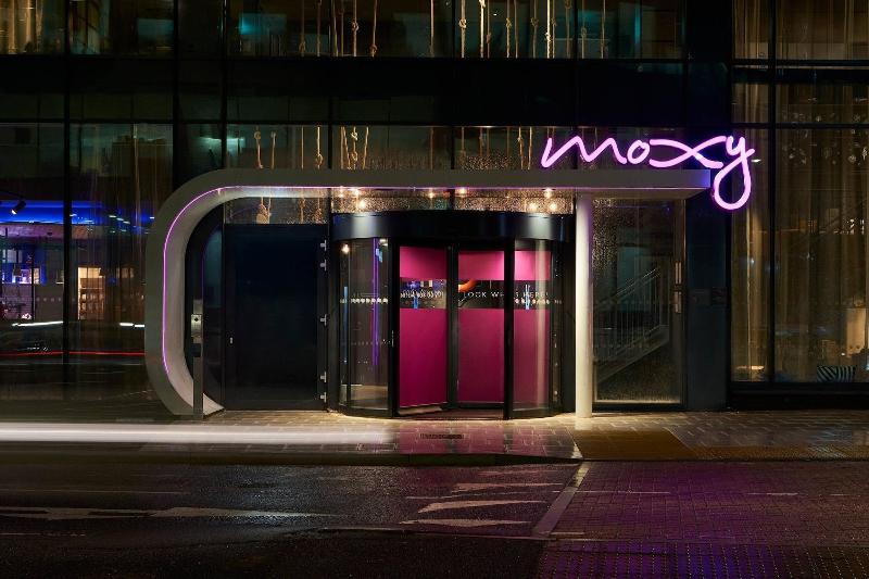 Moxy Southampton - Genel