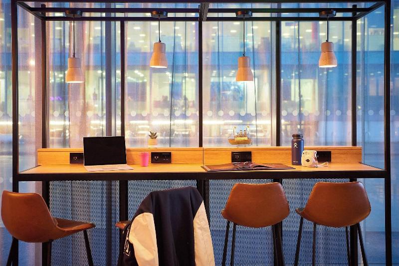 Moxy Southampton - Genel