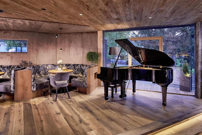 Hotel Chalet Mirabell - Bar