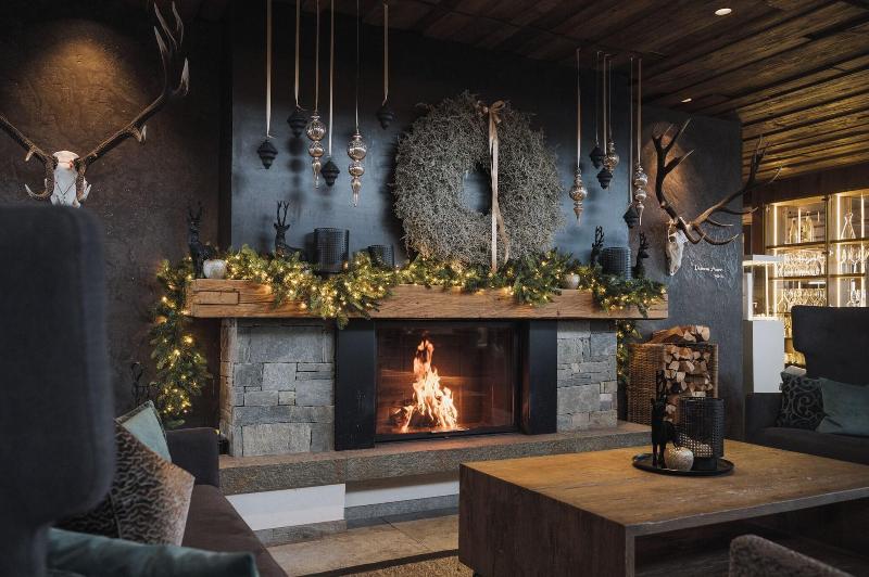 Hotel Chalet Mirabell - Lobi