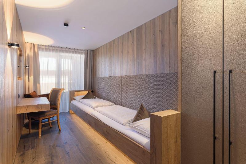 Hotel Chalet Mirabell - Oda