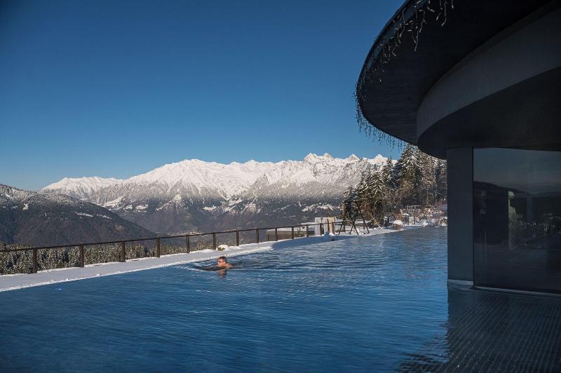 Hotel Chalet Mirabell - Havuz