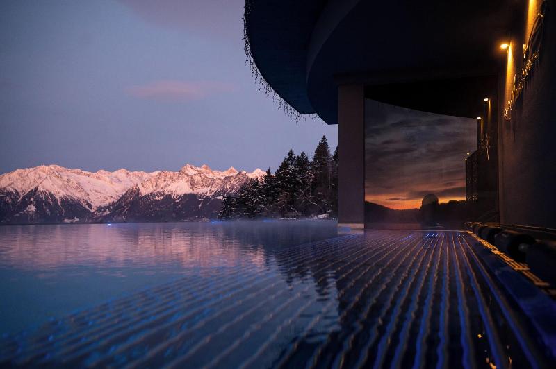 Hotel Chalet Mirabell - Havuz