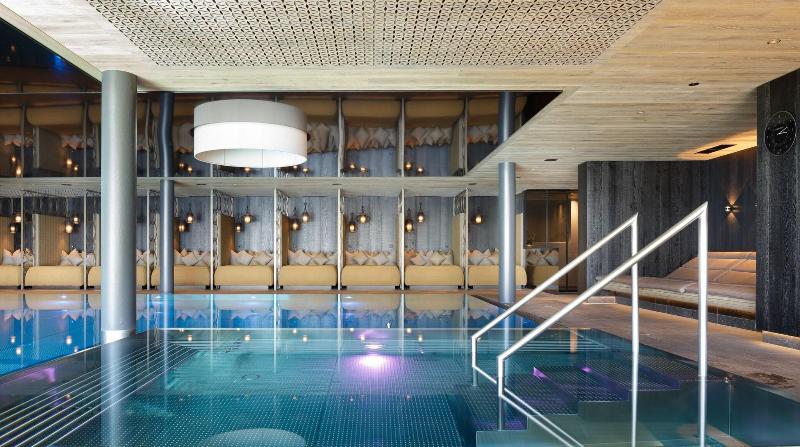 Hotel Chalet Mirabell - Havuz