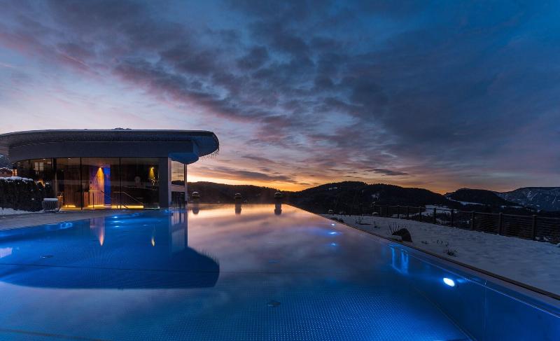 Hotel Chalet Mirabell - Havuz