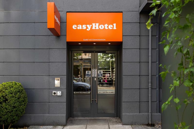 easyHotel Belfast - Genel