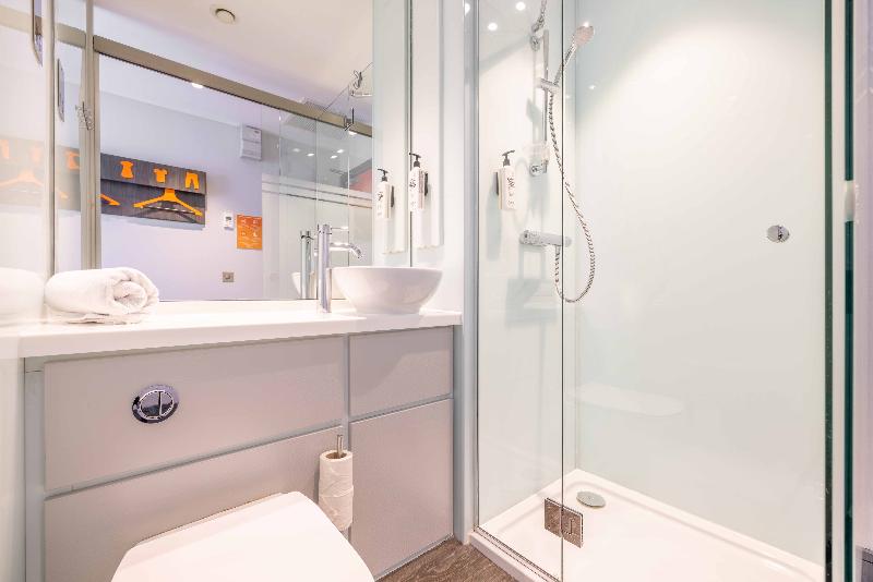 easyHotel Belfast - Oda
