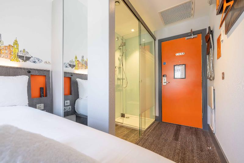 easyHotel Belfast - Oda