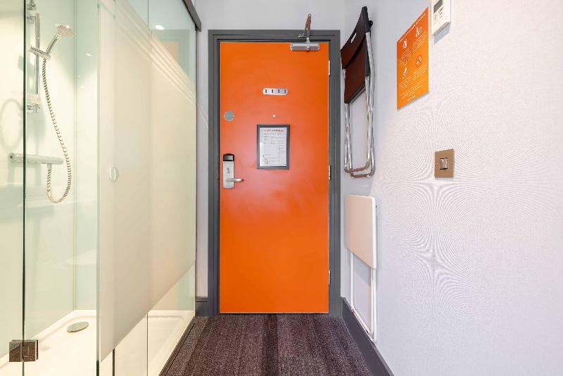easyHotel Belfast - Oda