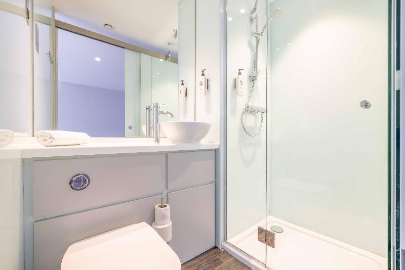 easyHotel Belfast - Oda