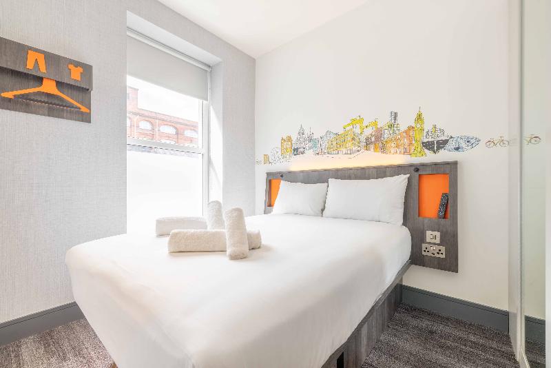 easyHotel Belfast - Oda
