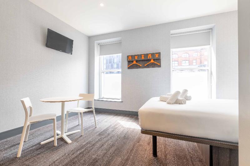 easyHotel Belfast - Oda